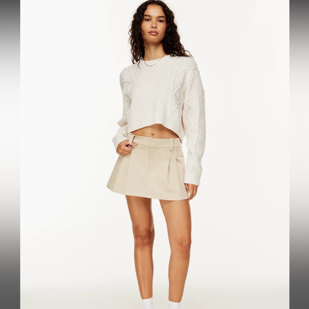 Aritzia rider skirt humus beige size 4